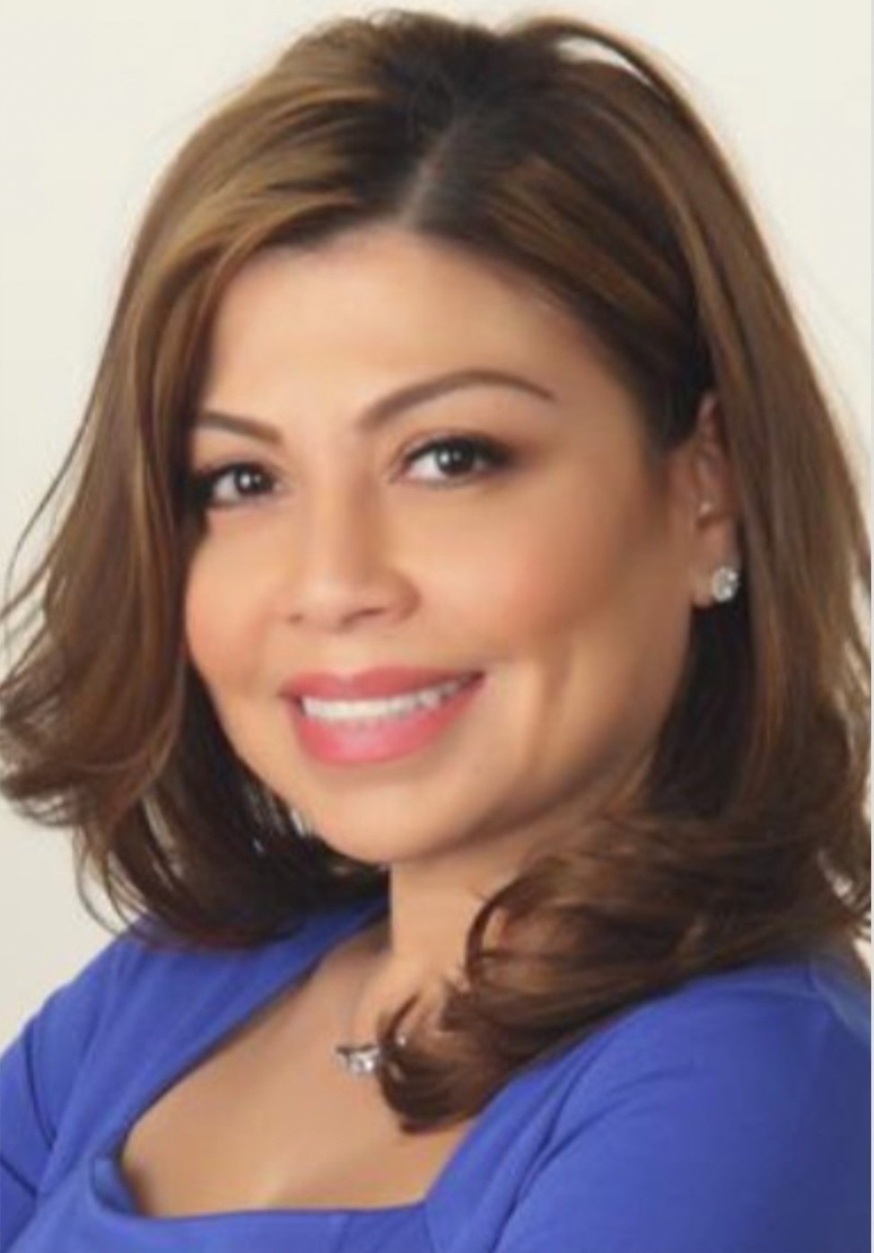 Dr. Laura P. Vasquez